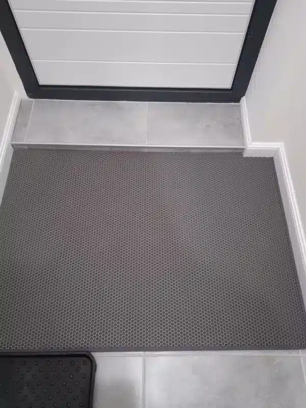 Covoraș EVA gri cu fagure, intrare de apartament